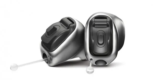 Ile kosztuje aparat słuchowy na NFZ? Sprawdź dofinansowanie i warunki