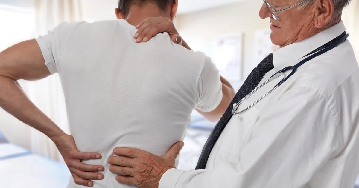 Jaki lekarz pomoże w reumatoidalnym zapaleniu stawów? Sprawdź!